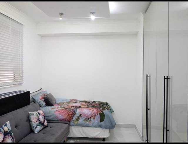 2 BEDROOM APARTMENT FOR SALE IN WESTBROOK
